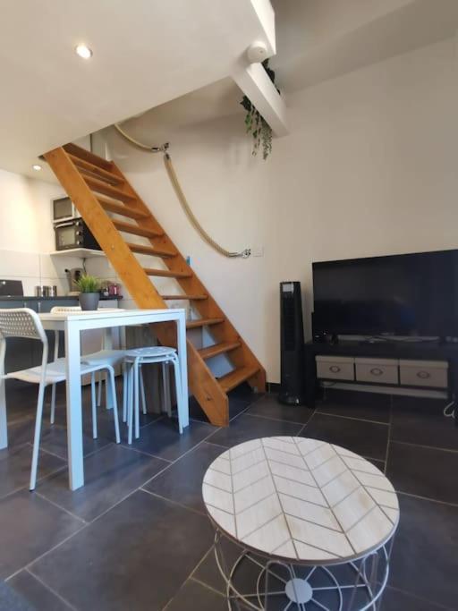 Esprit Du Sud - Appartement Cosy Proche Centre - تولون المظهر الخارجي الصورة